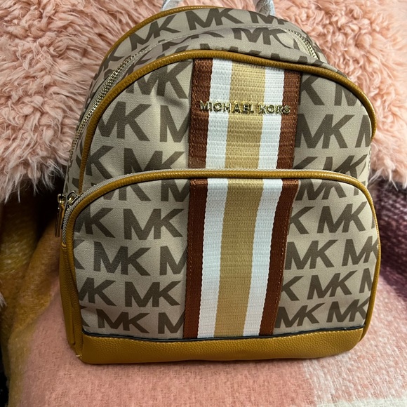MK Backpack - Picture 2 of 2